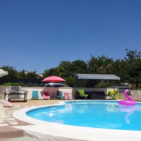 Aux Orangers Hotel Luxe Bagian luar foto