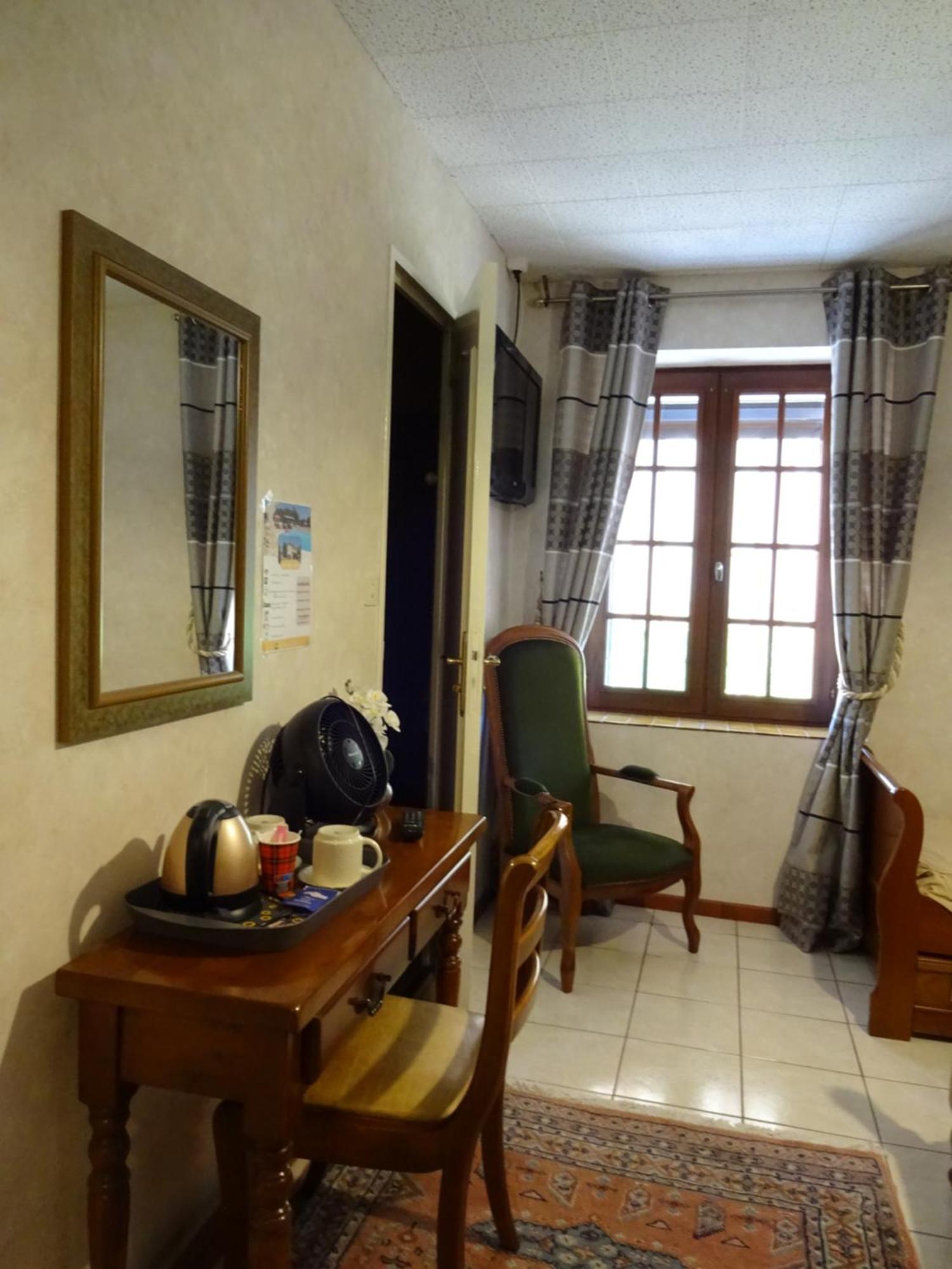 Aux Orangers Hotel Luxe Bagian luar foto