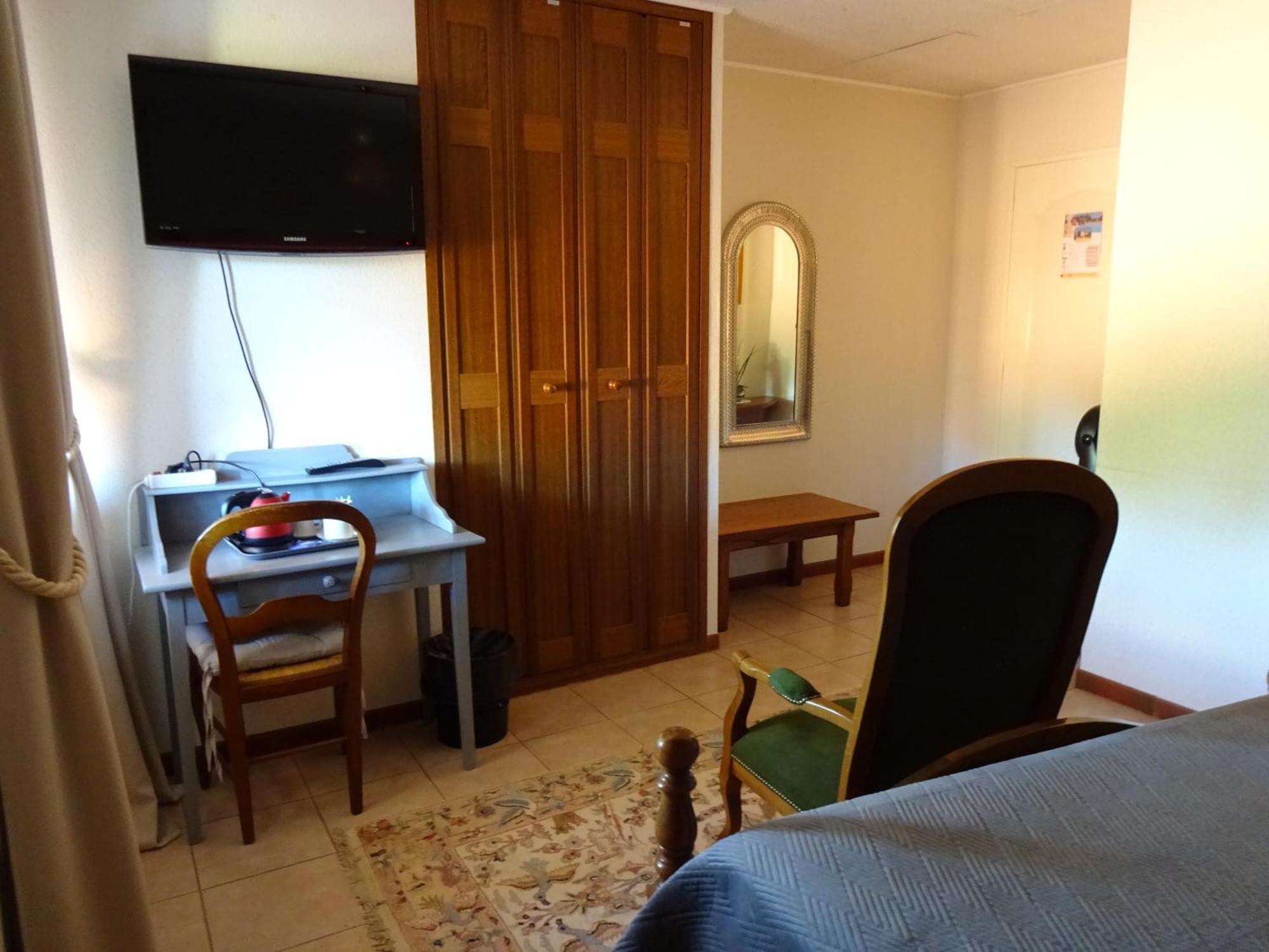 Aux Orangers Hotel Luxe Bagian luar foto