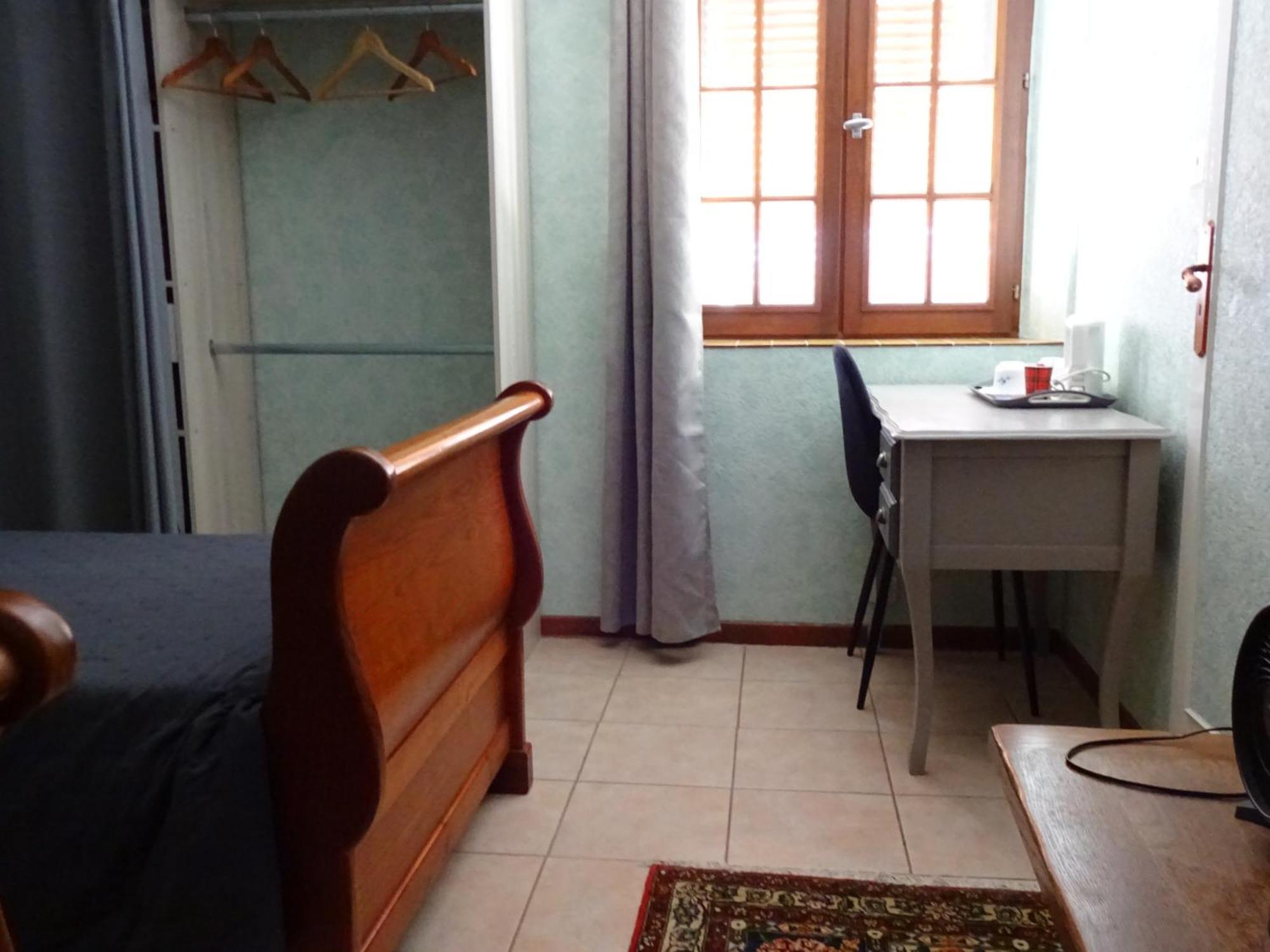 Aux Orangers Hotel Luxe Bagian luar foto